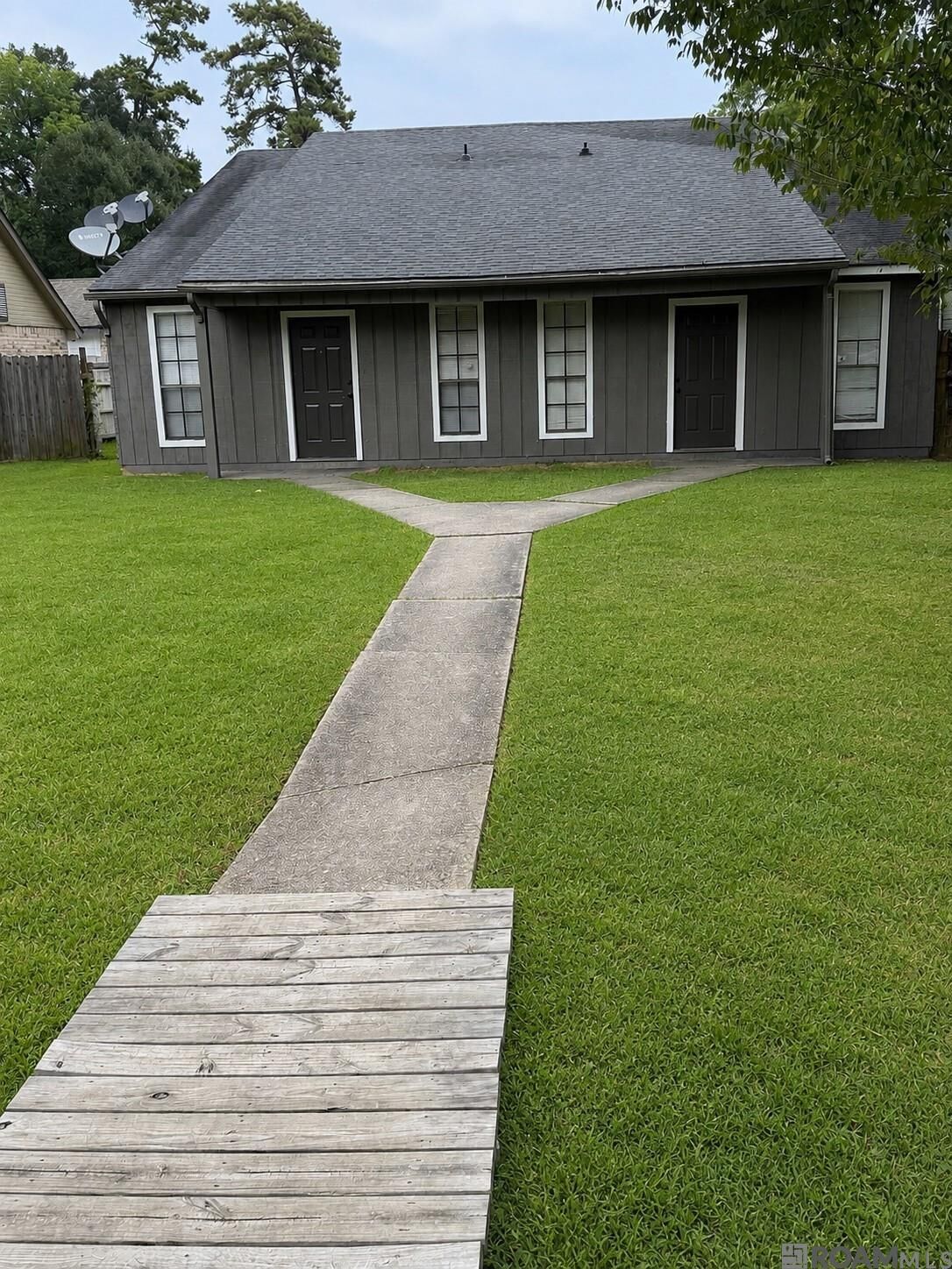Property Photo:  3363 King Bradford Dr #3363/3365  LA 70816 