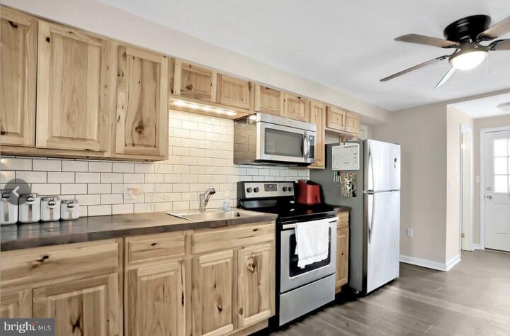 Property Photo:  316 W 9th Street  VA 22630 