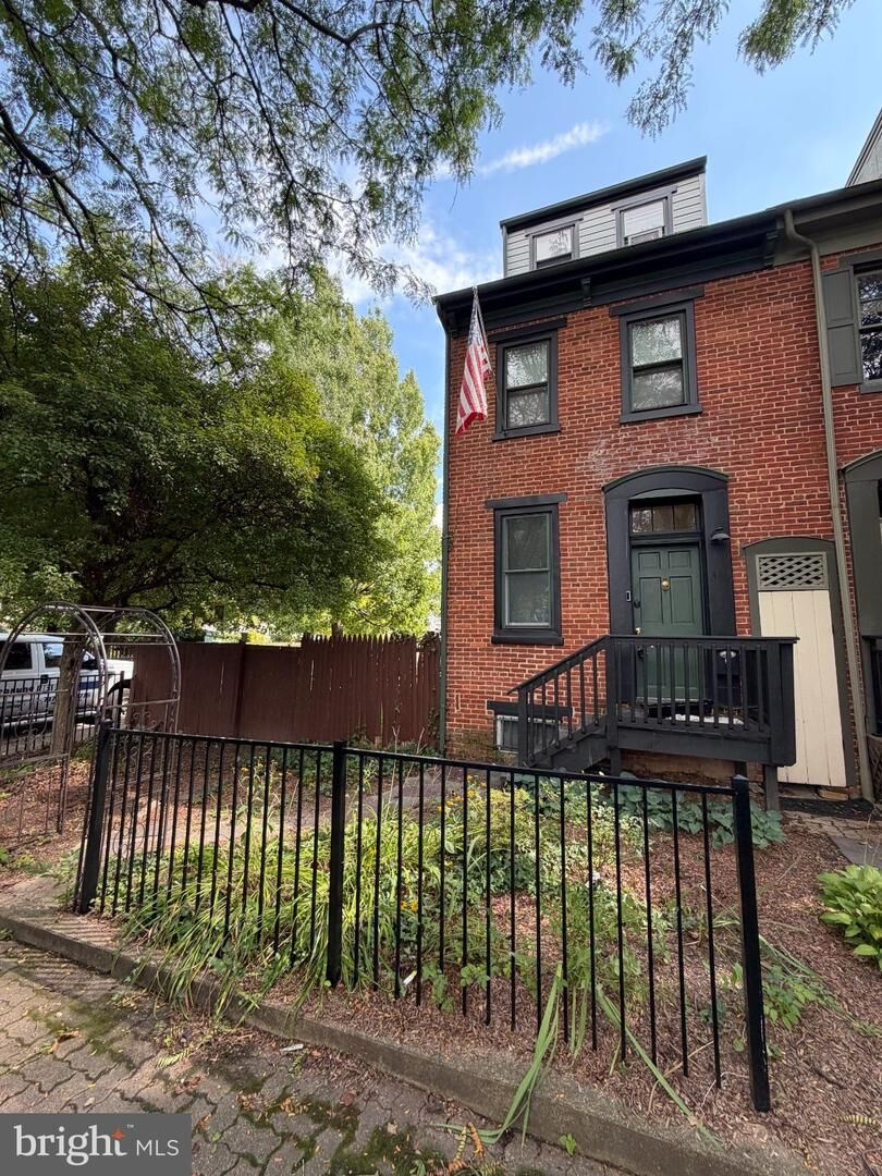 Property Photo: 314 W Newton Avenue 316 PA 17401