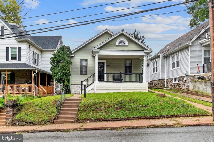 Property Photo: 129 Old Soldiers Road PA 19012