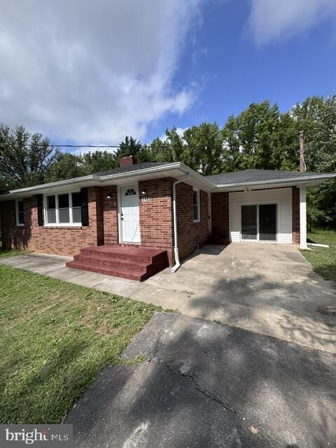 Property Photo: 1108 Montreal Drive MD 21001