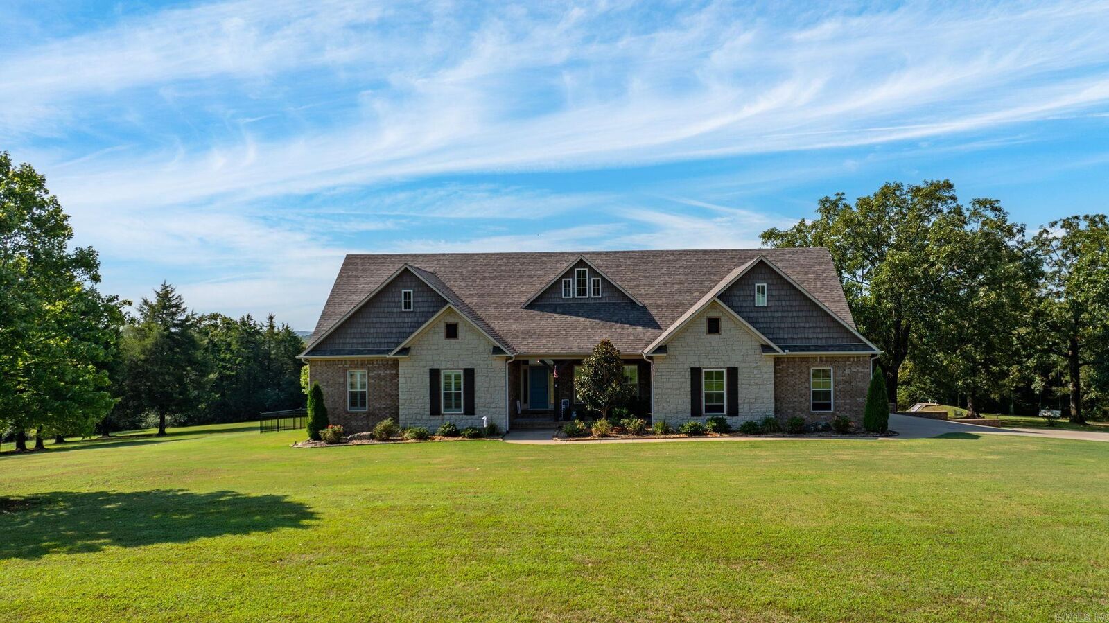 Property Photo: 4 Woodridge Drive AR 72058