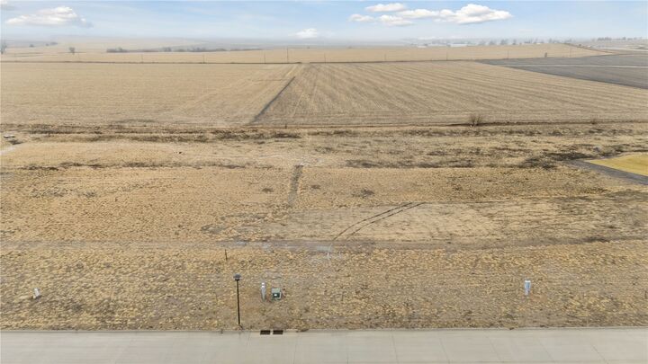 Property Photo: 201 Victory Lane IA 52439