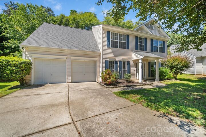 Property Photo: 7838 Cafferty Circle NC 28215