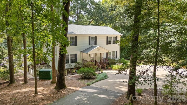 Property Photo: 8137 Rowe Street NC 28609