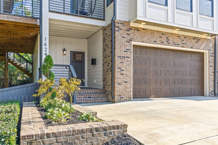Property Photo:  1429 Belle Terre Avenue  NC 28205 