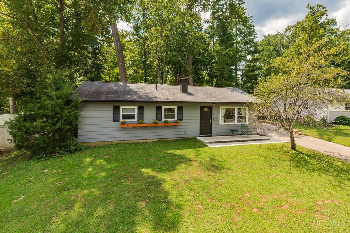 Property Photo: 1405 Sunrise Drive OH 45140