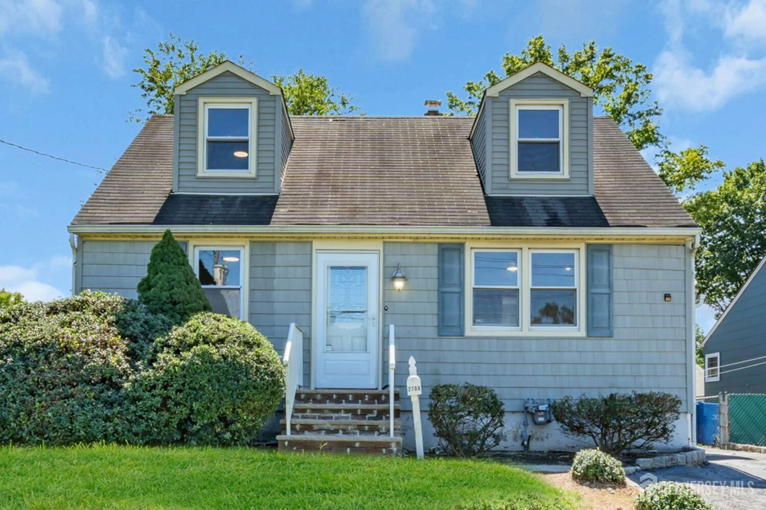 Property Photo: 2708 Maple Avenue NJ 07080