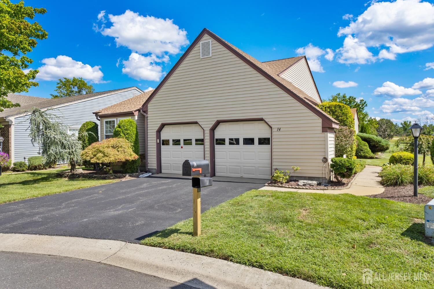 Property Photo:  14 Thomas Paine Drive  NJ 08831 