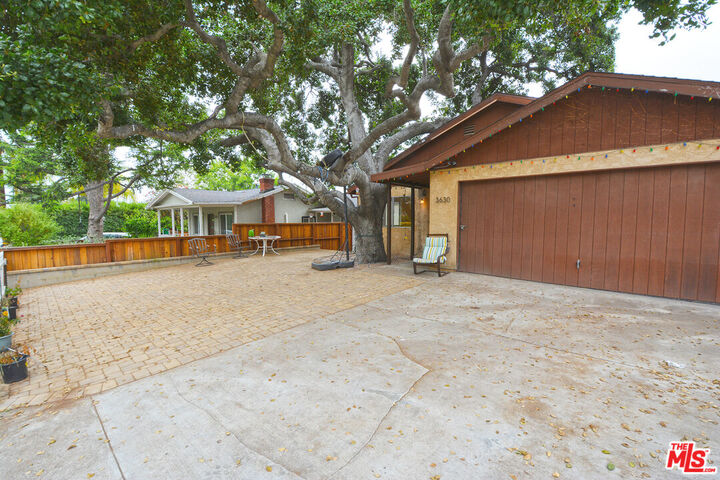 Property Photo:  3630 2nd Ave  CA 91214 