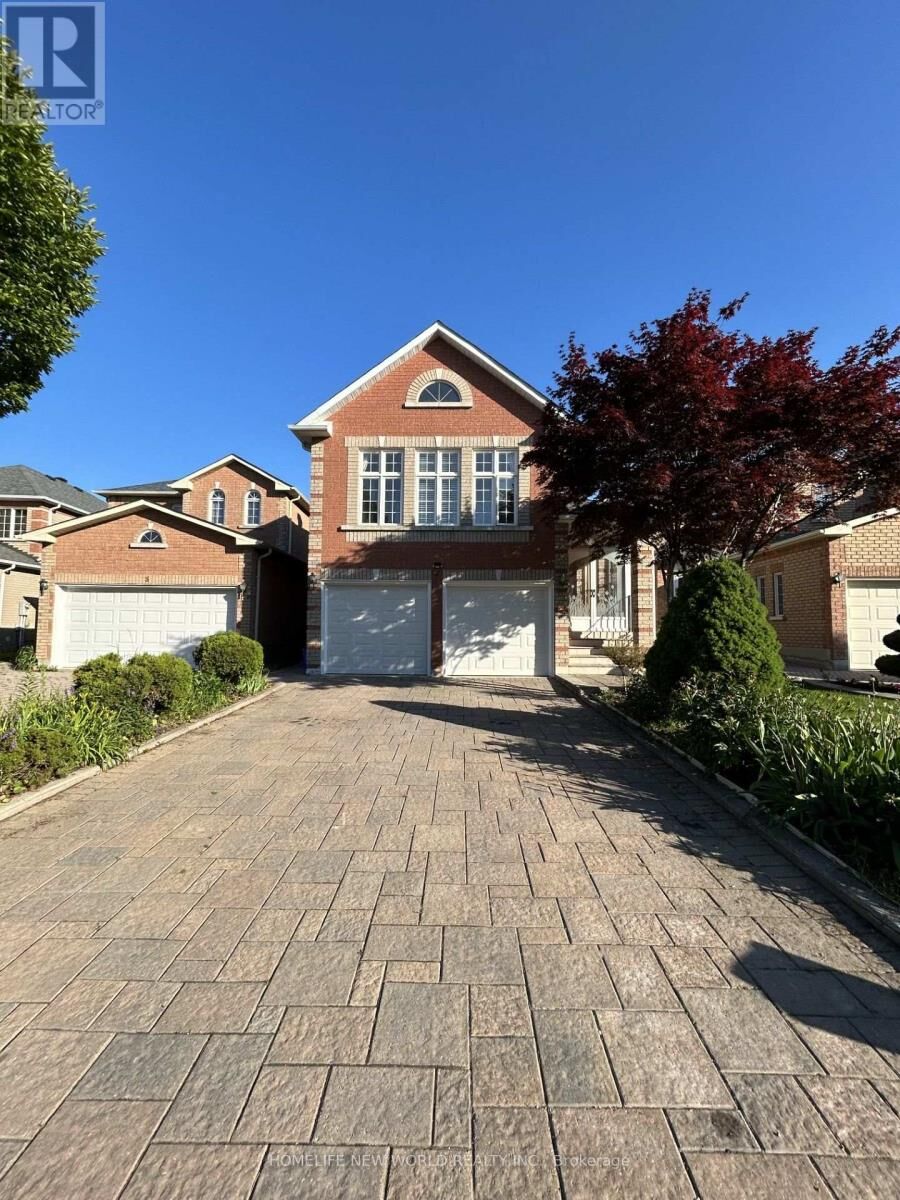 Property Photo: 7 Symphony Gate ON L3R 4T1