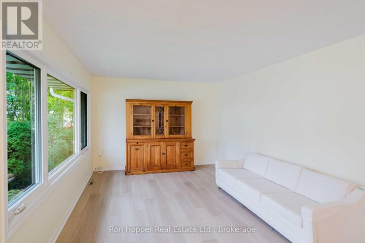 Property Photo:  508 13th Street West  ON N4K 3X1 