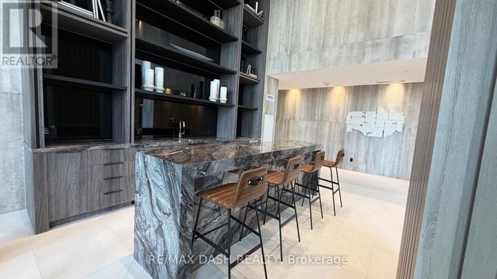 Property Photo: 6 Flavelle Trail 2113 ON L4L 1V8