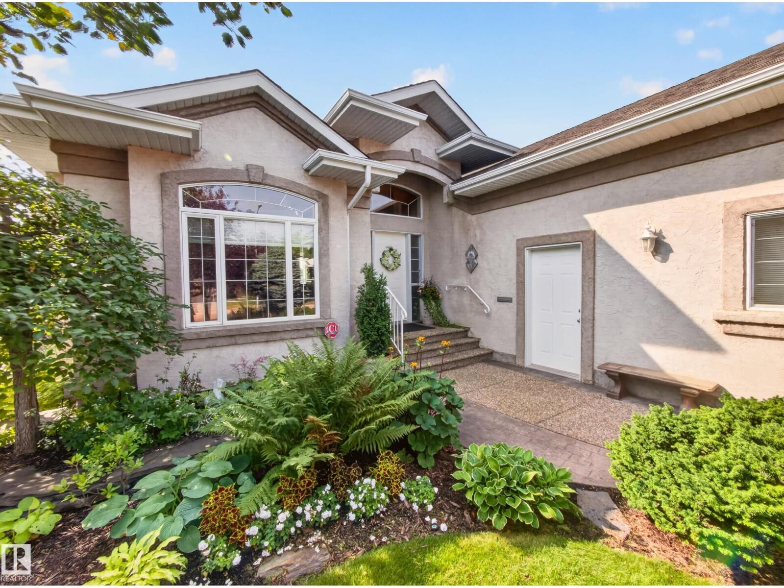 Property Photo:  40 Meadowview Pt  AB T8H 2E8 