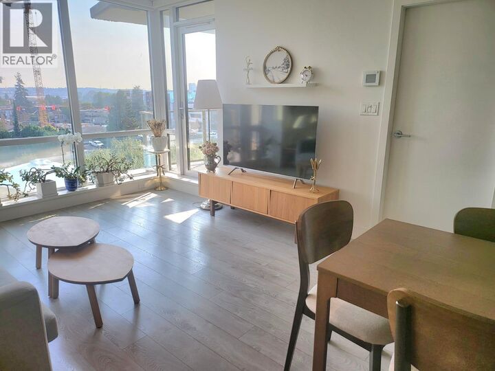 Property Photo: 1550 Fern Street 606 BC V7J 0A9