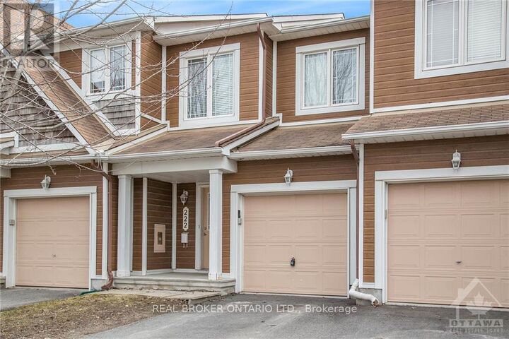 Property Photo:  222 Meadowbreeze Drive  ON K2M 3B3 