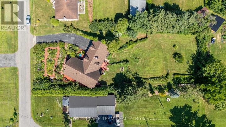 Property Photo:  5687 Cherry Street  ON K0C 1X0 