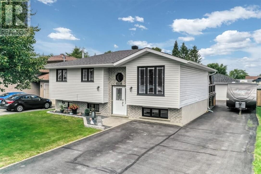Property Photo:  1536 Gauthier Street  ON P3P 1S7 