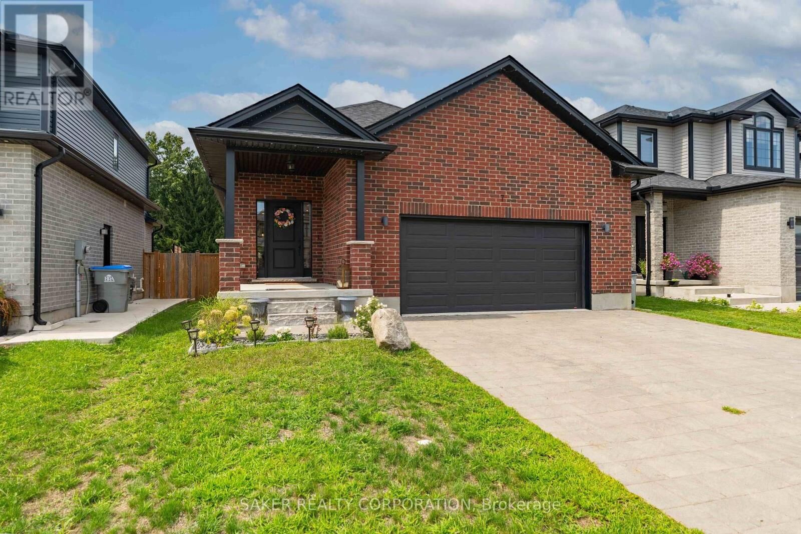 Property Photo:  7 Armstrong Street  ON N0L 1W0 