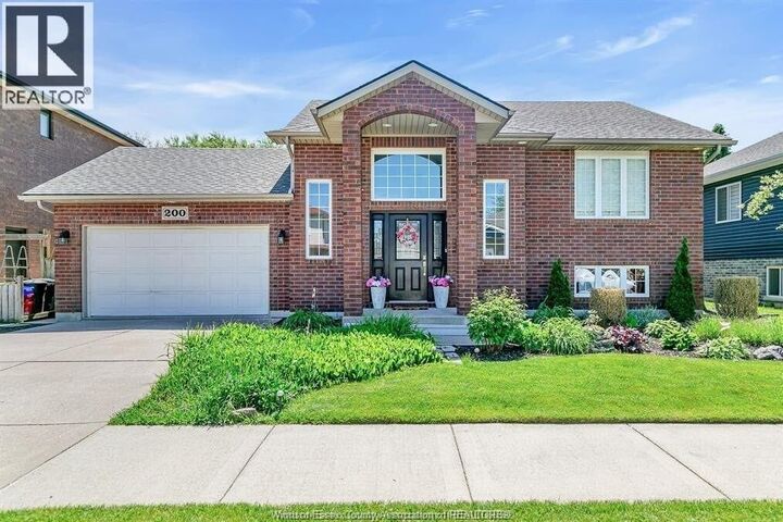 Property Photo:  200 Riverview Avenue  ON N9J 3Y1 