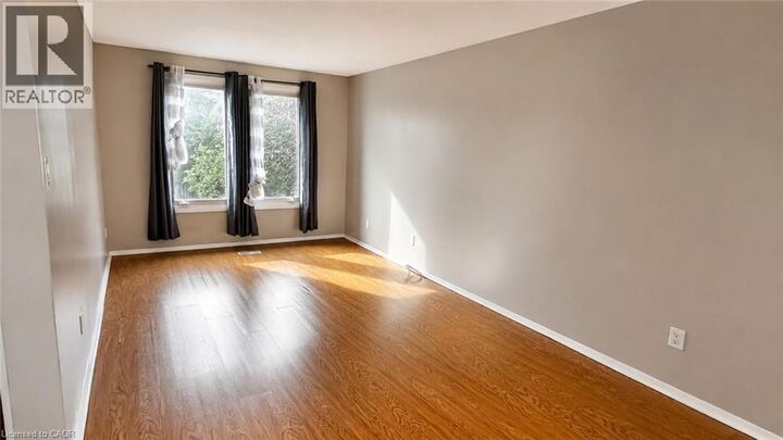 Property Photo:  569 Hayward Crescent  ON L9T 4T8 