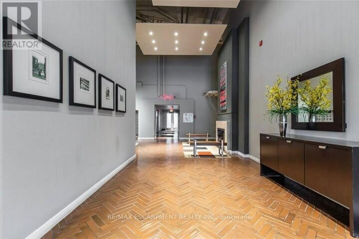 Property Photo:  66 Bay Street South 106  ON L8P 4Z6 