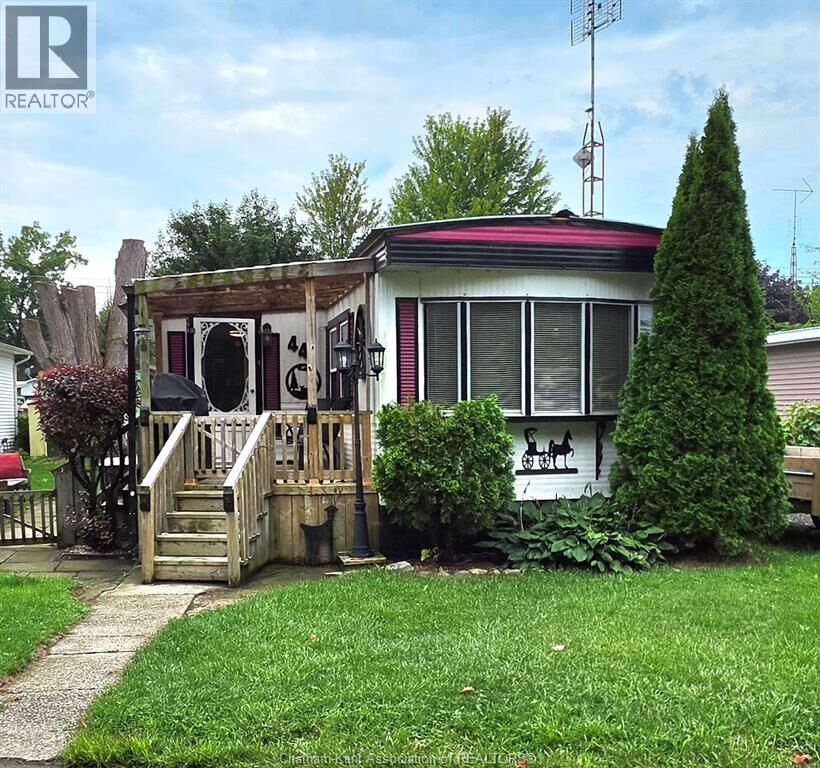 Property Photo:  9480 Longwoods Road 44  ON N7M 5J7 