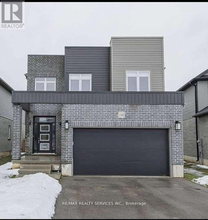 Property Photo: 1368 Lawson Road ON N6G 0E2