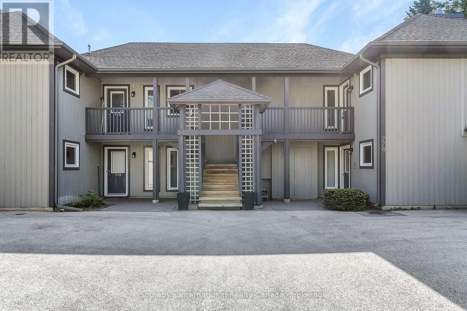 Property Photo:  771 Johnston Park Avenue  ON L9Y 5C7 