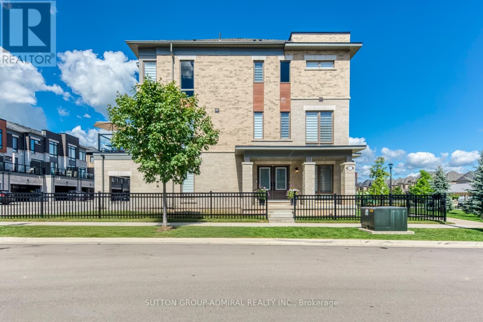 Property Photo:  2481 Badger Crescent 1  ON L6M 5M1 