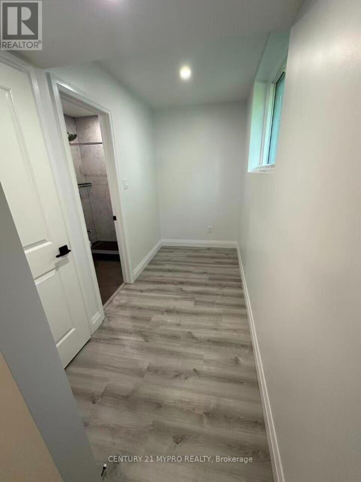 Property Photo: 5 Chant Crescent Lower ON L3R 1Y7