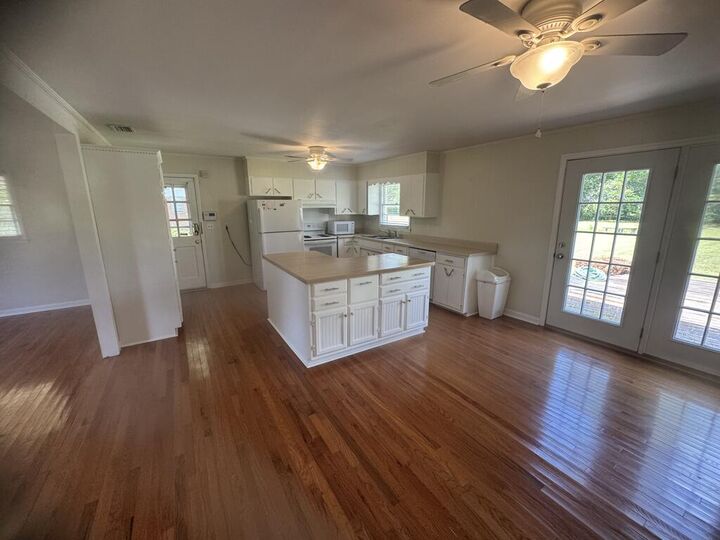 Property Photo:  645 Cedar Dr.  GA 31714 