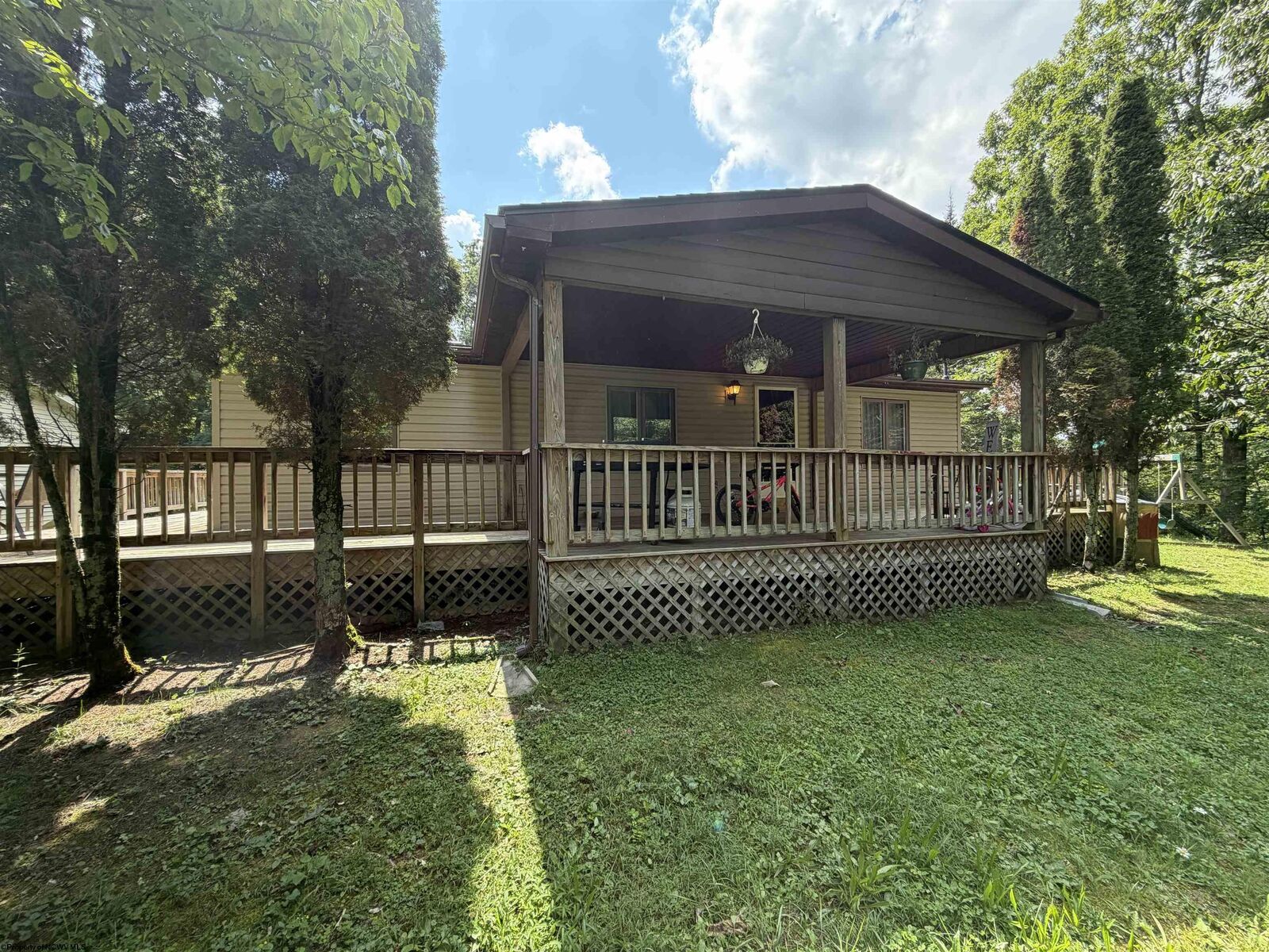 Property Photo: 1685 Riffle Creek Road WV 26273