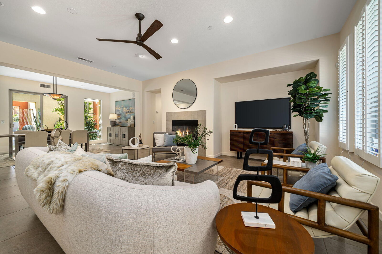 Property Photo: 3000 Candlelight Lane CA 92264