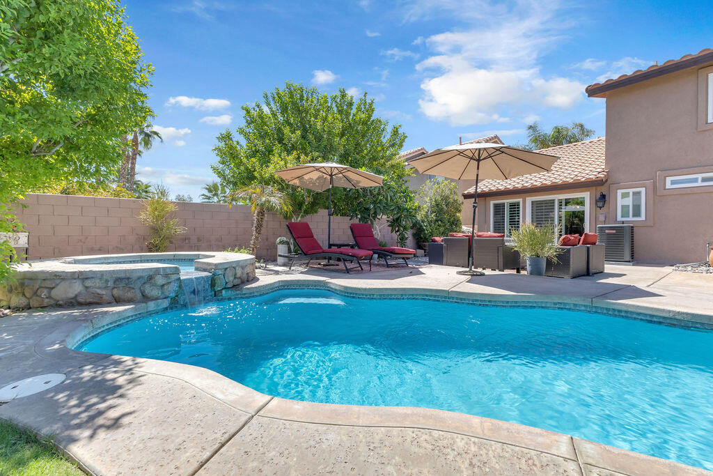 Property Photo:  44310 Villeta Drive  CA 92253 