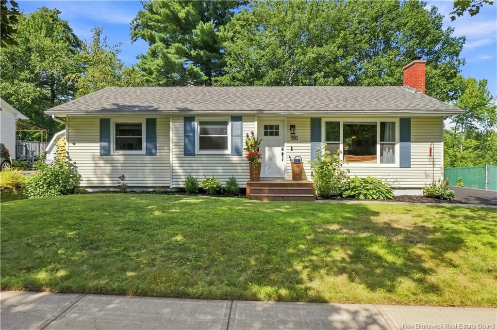 Property Photo:  150 Charing Crescent  NB E3B 4R7 