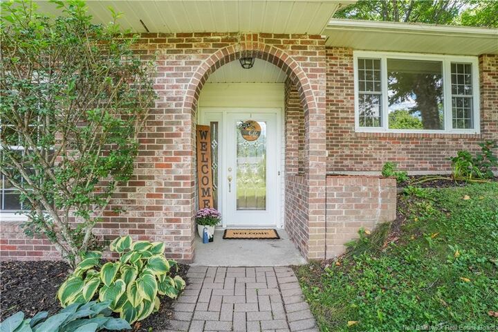 Property Photo:  200 Springwater Lane  NB E3C 1J2 