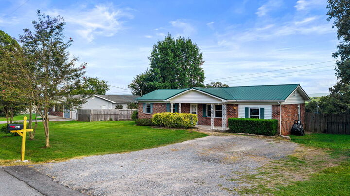 Property Photo: 2044 Rolling Brook Drive NE TN 37323