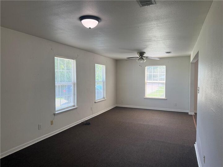 Property Photo: 1100 Highway 71 Highway LA 71346