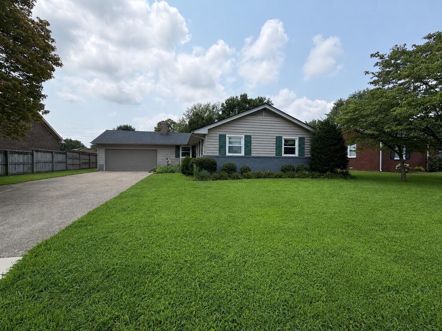Property Photo: 2434 Spencer Dr KY 42301