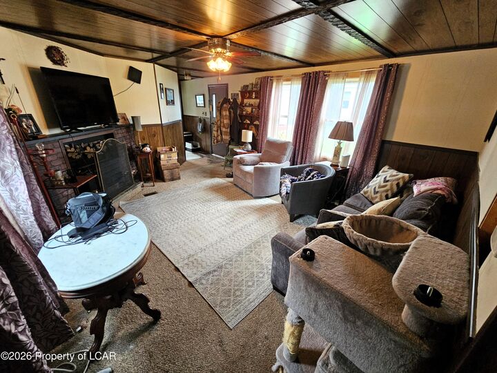 Property Photo: 80 Meadow Drive PA 18612