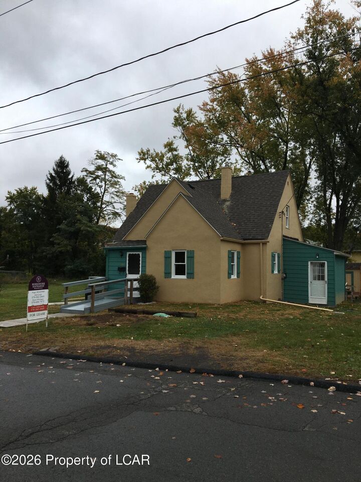 Property Photo:  66 Park Street  PA 18612 