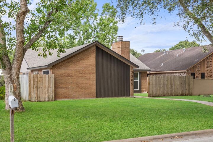 Property Photo:  3305 Avenue R  TX 77471 
