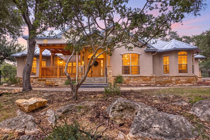Property Photo: 373 Wentworth TX 78070