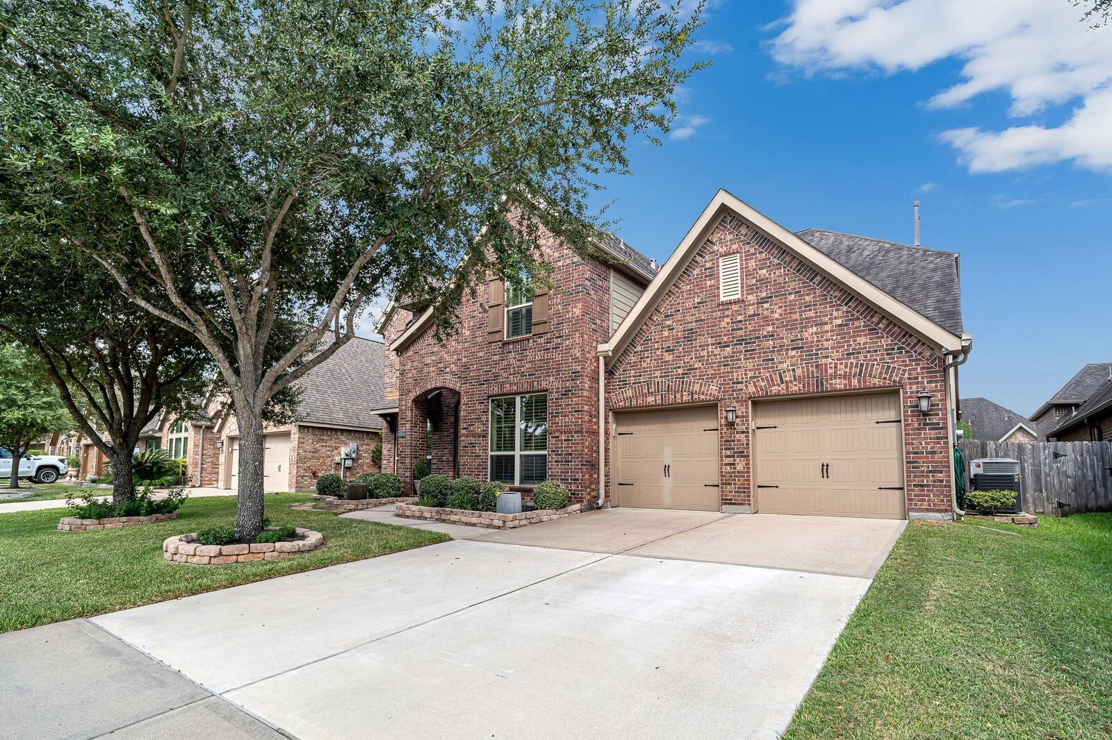 Property Photo:  3007 Inglewood Lane  TX 77584 