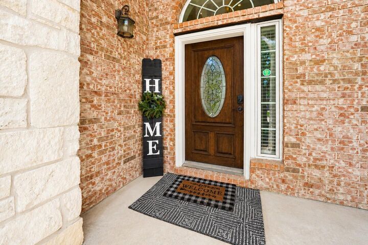 Property Photo: 10005 Willowmoor Lane TX 77423