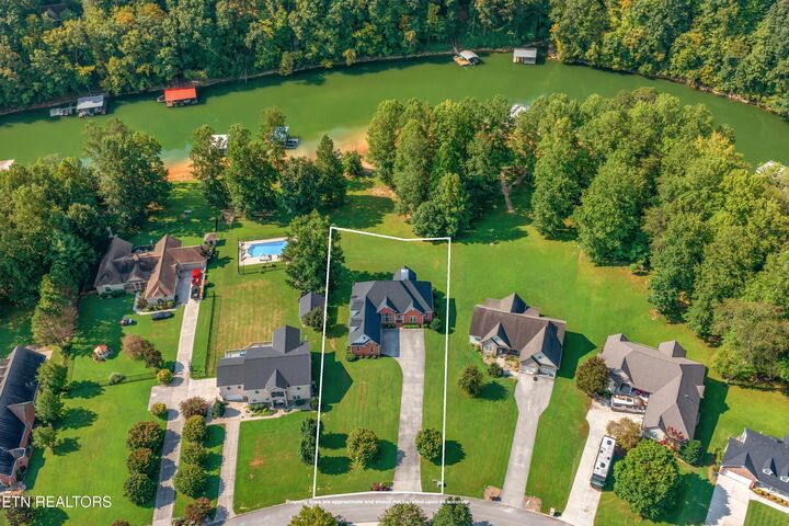 Property Photo: 267 Paradise Lane TN 37757
