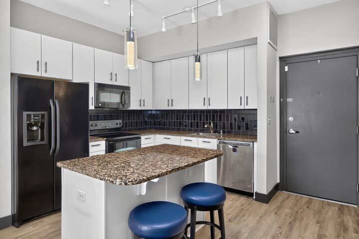 Property Photo:  535 S Upper Street 325  KY 40508 