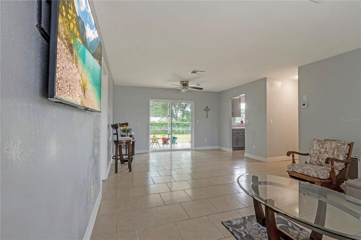 Property Photo:  2633 Beal Street  FL 32738 