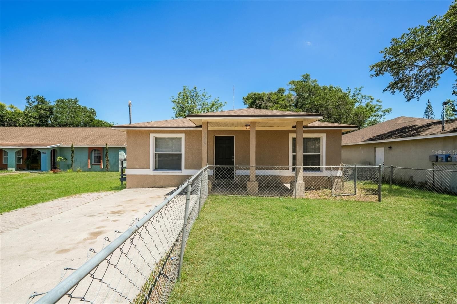 Property Photo: 5203 N 39th Street FL 33610